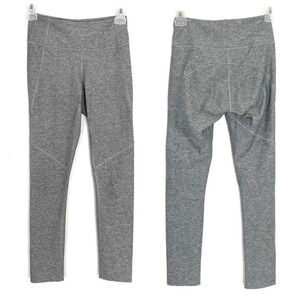 Outdoor Voices 3/4 Warming Up Leggings Womens Size XS Gray Workout Pants Tights